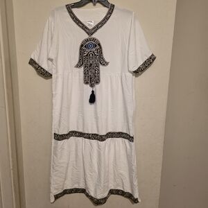 BRSY White Dress with Black Embroidery Eygtian  Size Meduim